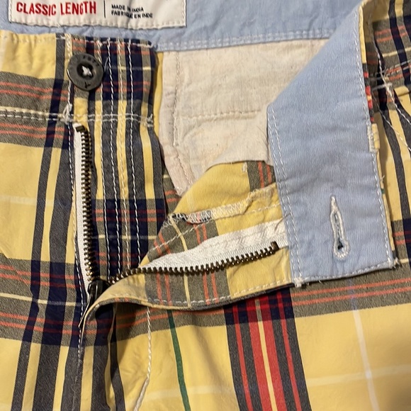 American Eagle Men’s Shorts Size 32 - Picture 4 of 11